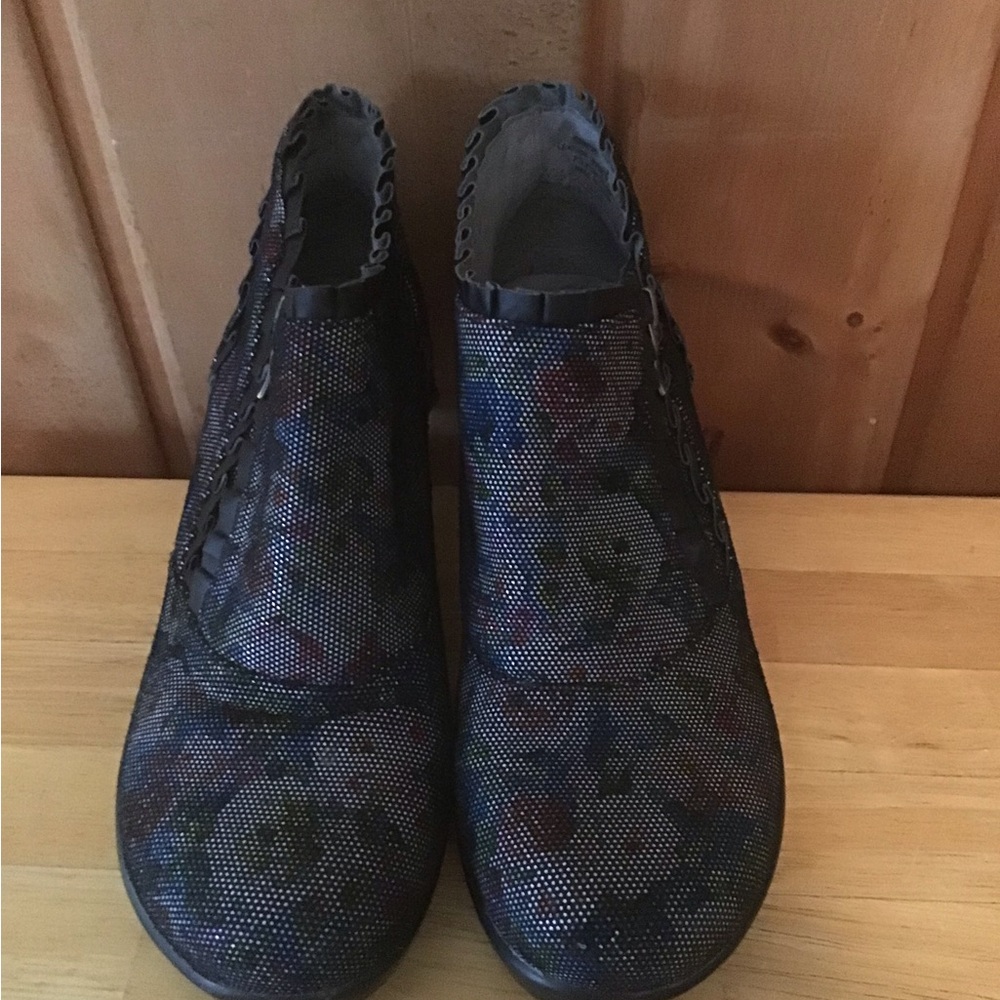 Floral Leather ALEGRIA Ankle Booties -38
